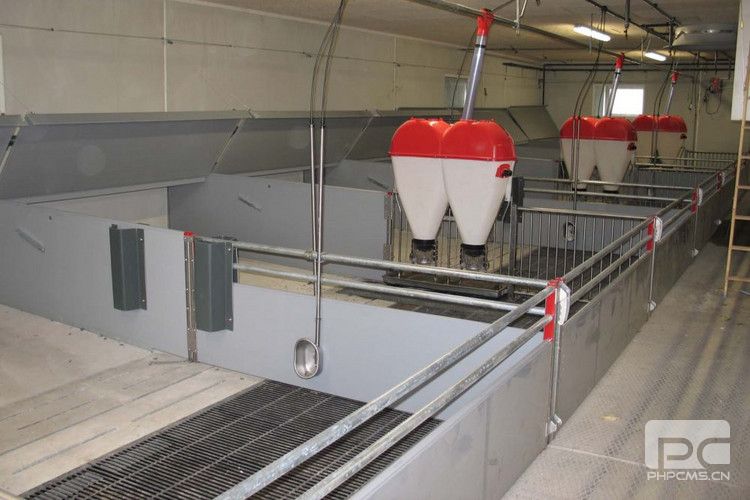 PVC Wean-to-Finish Pig Pen Partition
