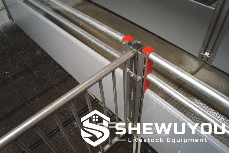 PVC Pig Pen Gate Support Structure