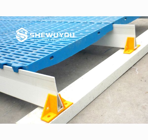 Pig Slatted Floor with FRP Support Beam
