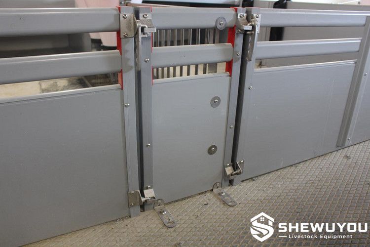 PVC Pig Pen Gate and Partition System