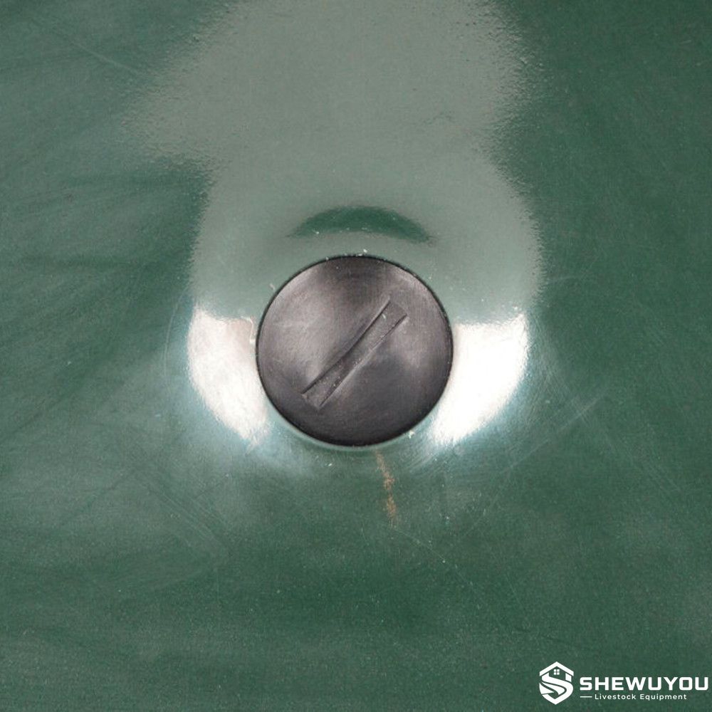 cattle feed trough removable cleaning plug detail