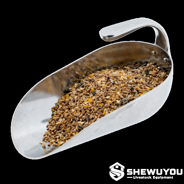 Medium Aluminum Animal Feed Scoop with Internal Handle