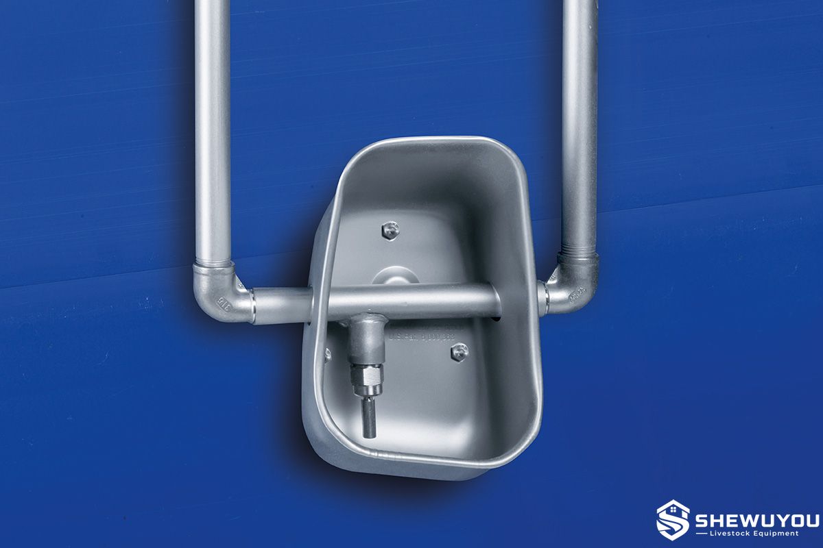 Water-Circulation Nursery Pig Drinking Bowl