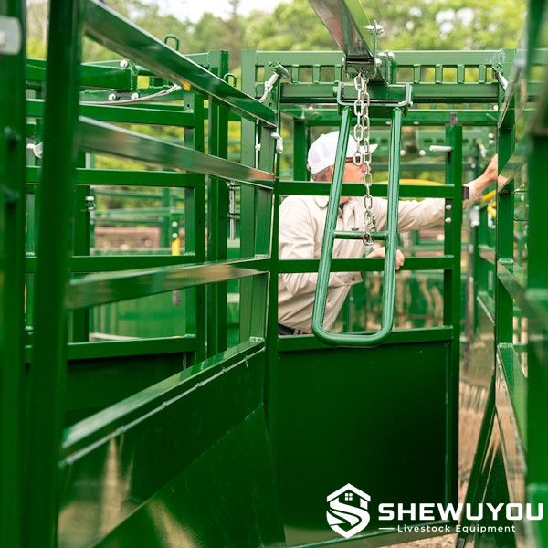one-way cattle diversion gate adjustment system