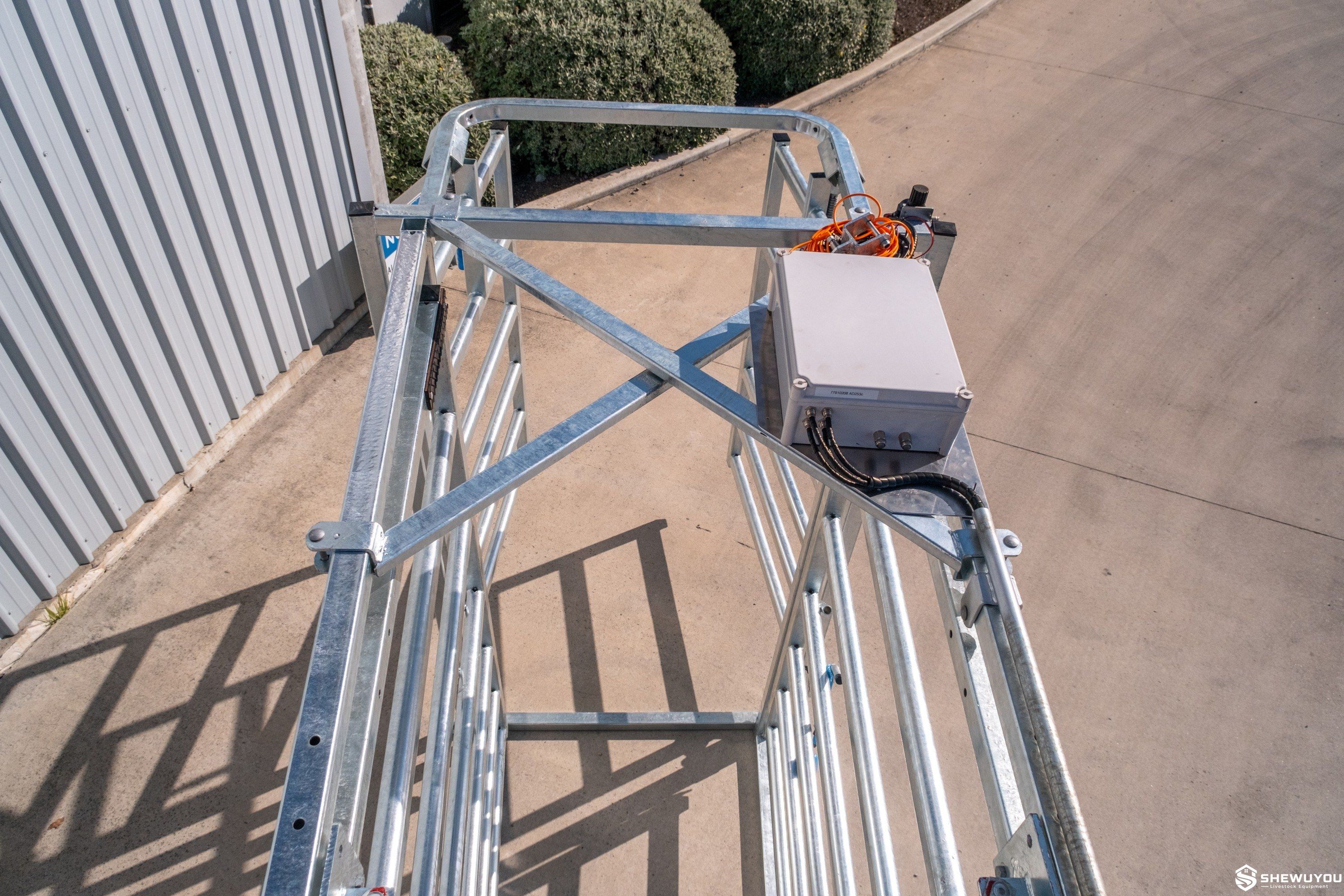 pneumatic cattle auto drafting gate module