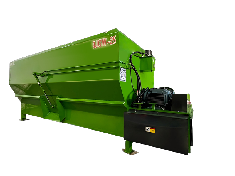 stationary horizontal TMR mixer side view