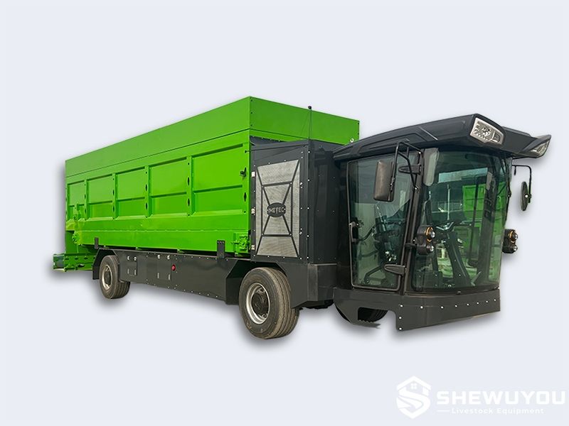 electric self-propelled TMR feeding machine side view