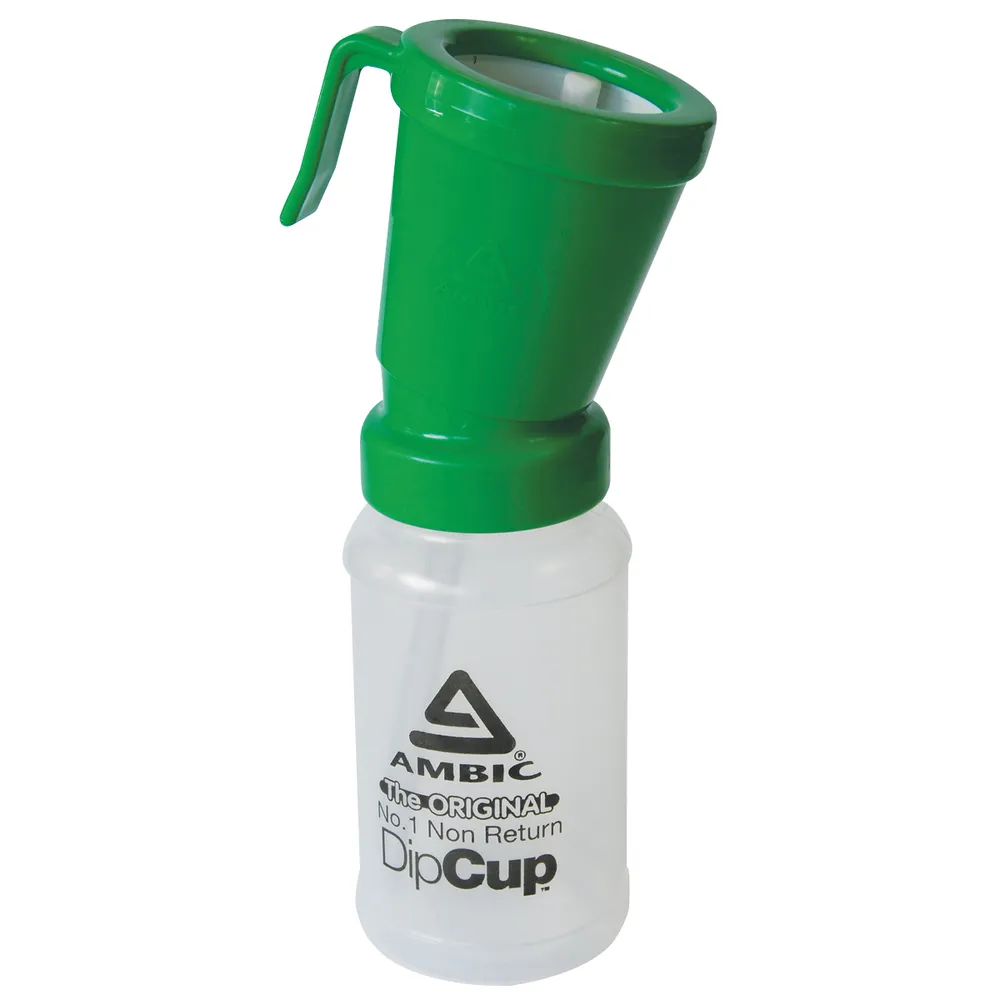 Teat Dip Cup Bottle with non-return dairy teat dip applicator