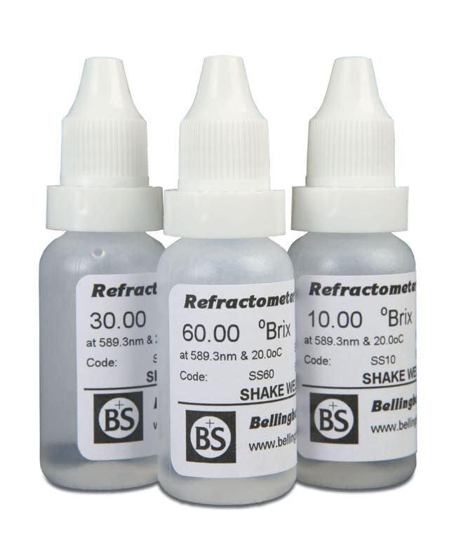 Refractometer calibration fluids in different Brix standards