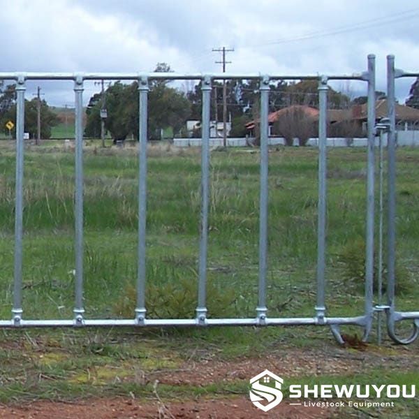 Sheep creep feeder panel for livestock pen