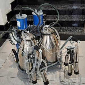 Double Bucket Cow Milking Machine - SHEWUYOU Livestock Equipment