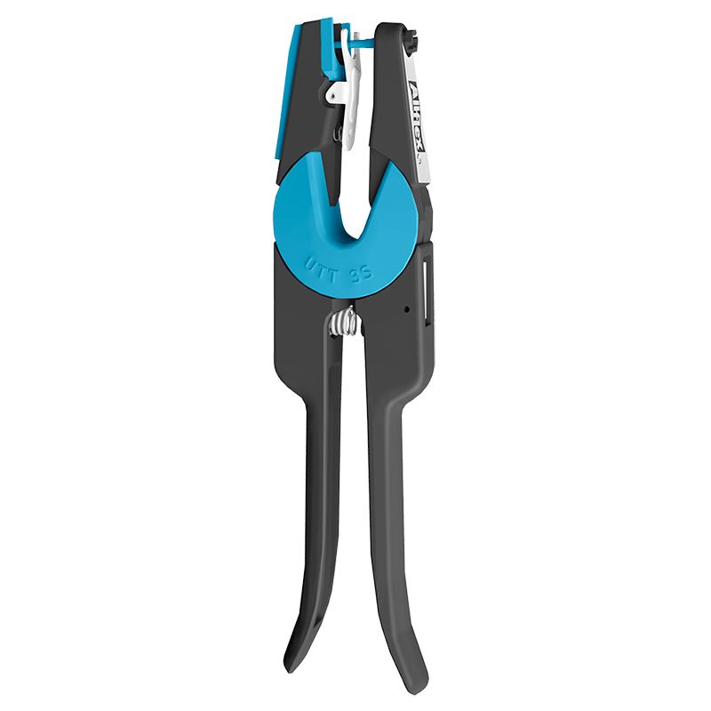 RFID cattle ear tag applicator closed position
