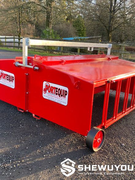 Portable Lamb Creep Feeder for Commercial Sheep Farm