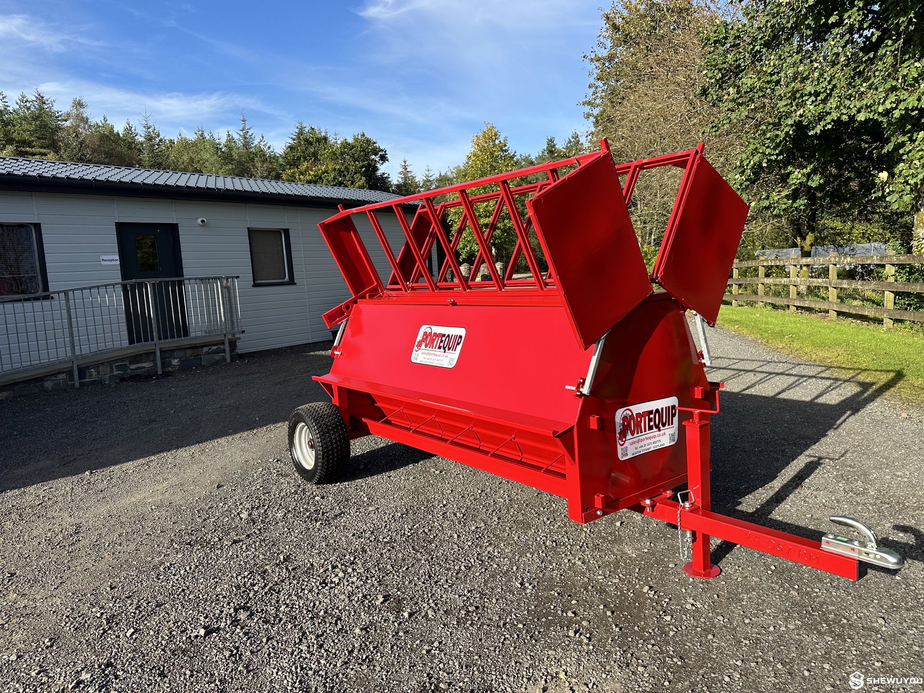mobile sheep feeder adjustable creep gates