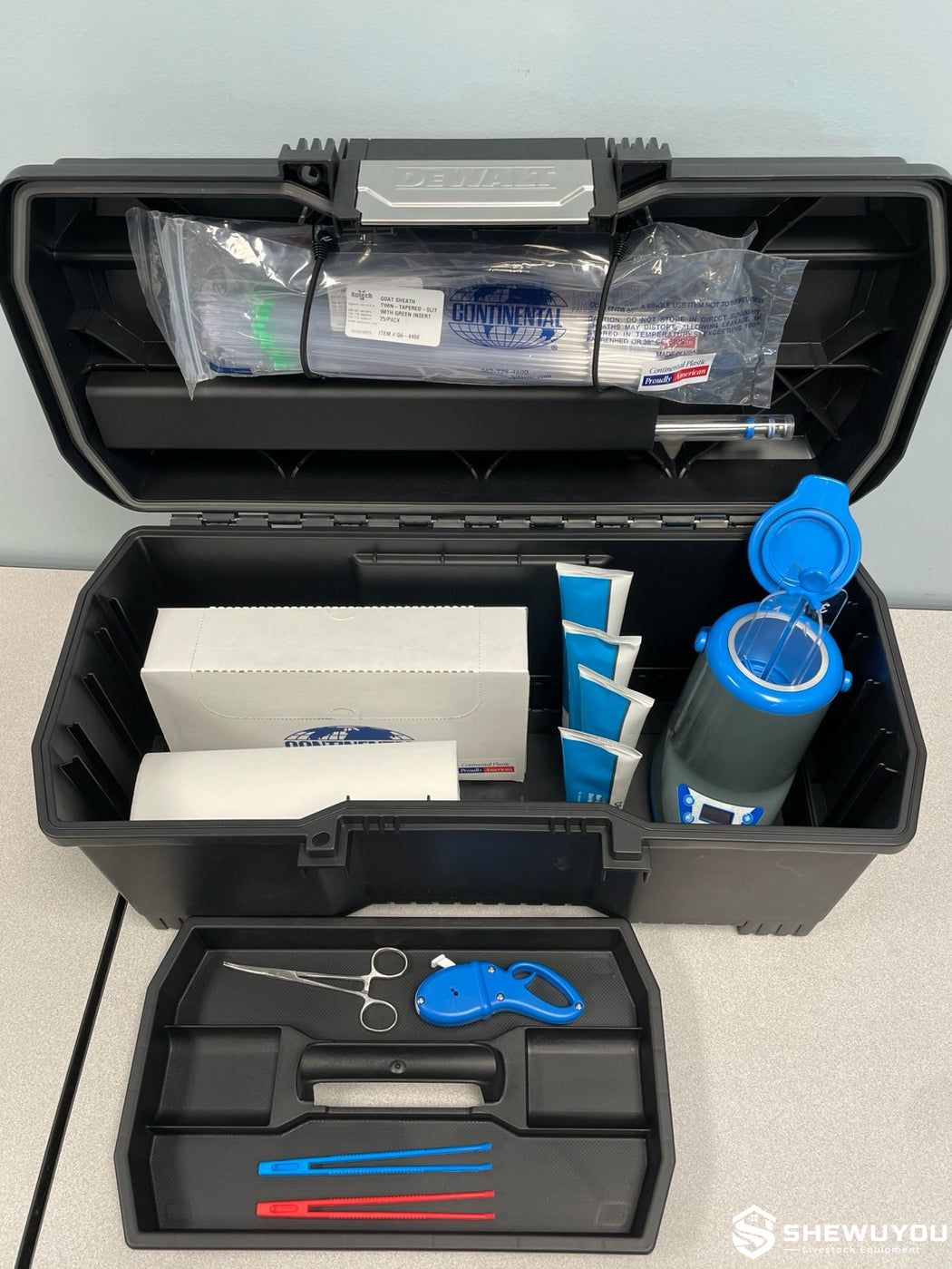 complete cattle artificial insemination kit in carrying case