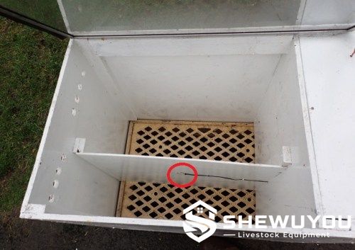 lamb warming box internal partition and airflow design