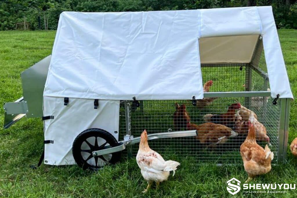 Movable poultry cage structure