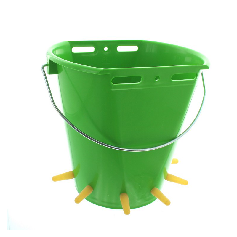 six teat lamb feeding bucket with metal handle