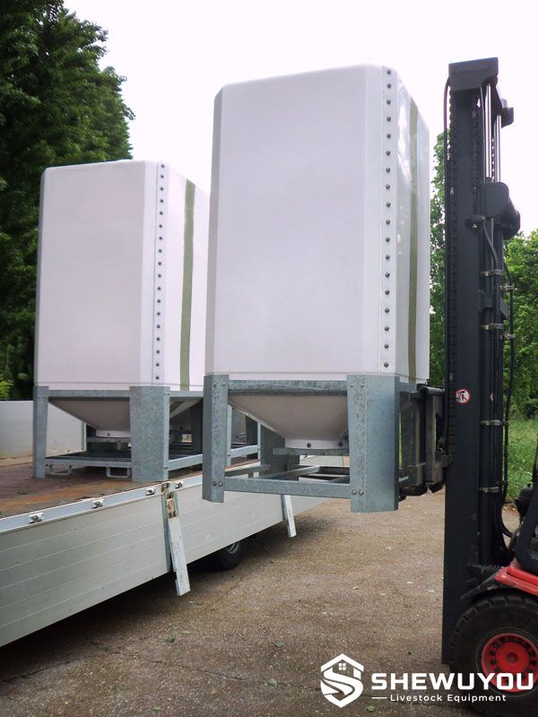 compact fiberglass feed silo