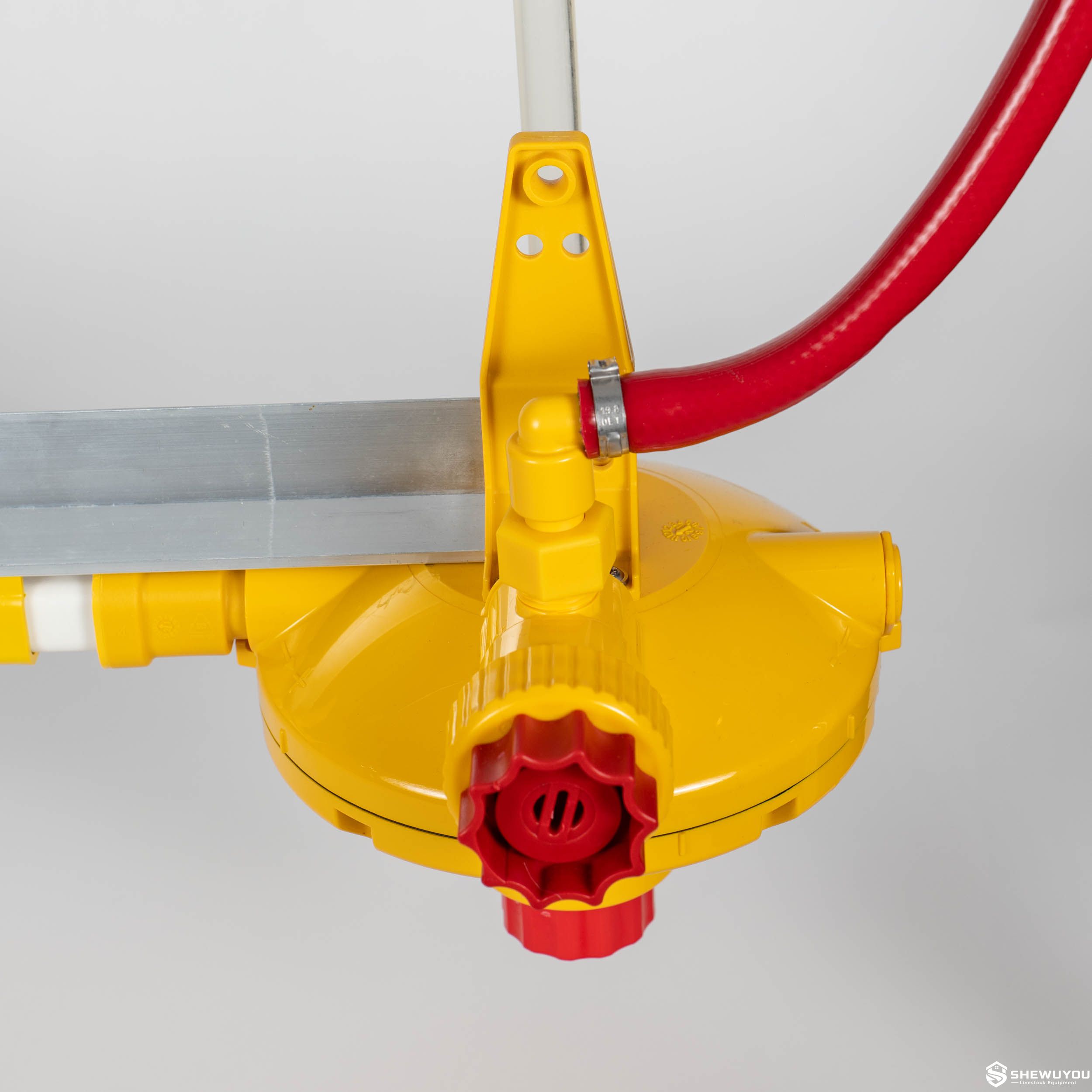 poultry drinking water pressure regulator