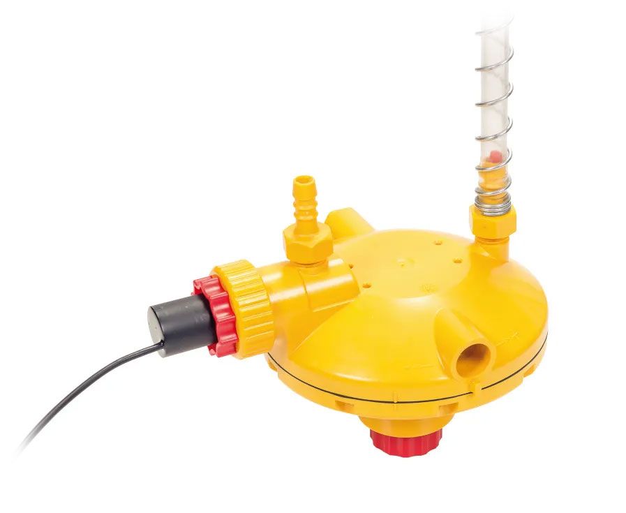 automatic drinking line flushing unit for poultry