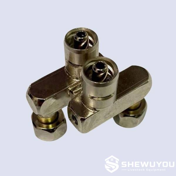 Dual poultry vaccinator 2-to-1 bridge component