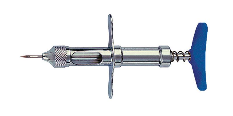 Automatic fowl pox vaccinator with one needle