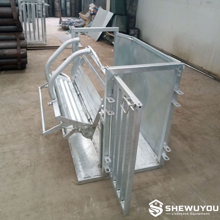 sheep turnover restraining crate