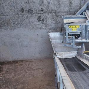 Cross Manure Conveyor Belt for Poultry Farms - SHEWUYOU Livestock Equipment