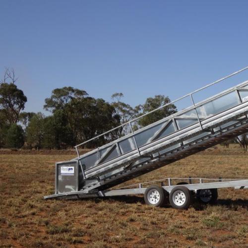 Mobile Sheep Loading Ramp - SHEWUYOU Livestock Equipment