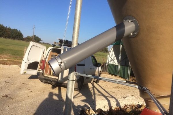 One-Piece Fiberglass Feed Silo - SHEWUYOU Livestock Equipment